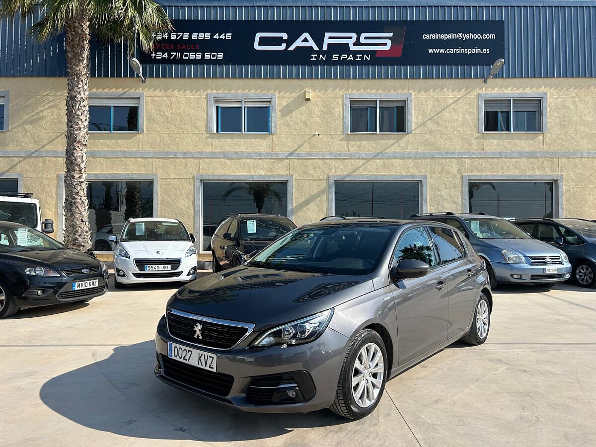 PEUGEOT 308 STYLE 1.2 E-THP AUTO SPANISH LHD IN SPAIN 64000 MILES SUPERB 2019